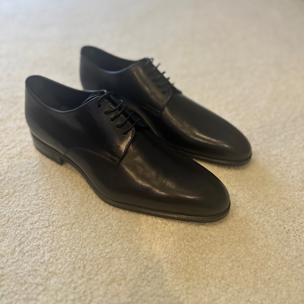 Louis Vuitton Men’s Cabronne Derby Formal Shoes - Picture 2 of 10